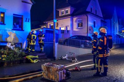 Marbach a.N.: Matratze faengt Feuer und loest Feuerwehreinsatz aus